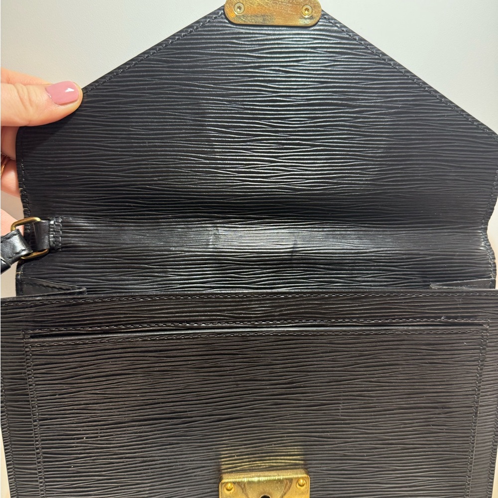 Louis Vuitton Black Epi Pochette Sellier Dragonne Clutch - Picture 4 of 11
